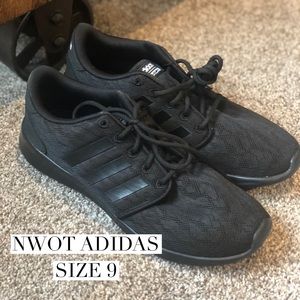Adidas tennis shoes